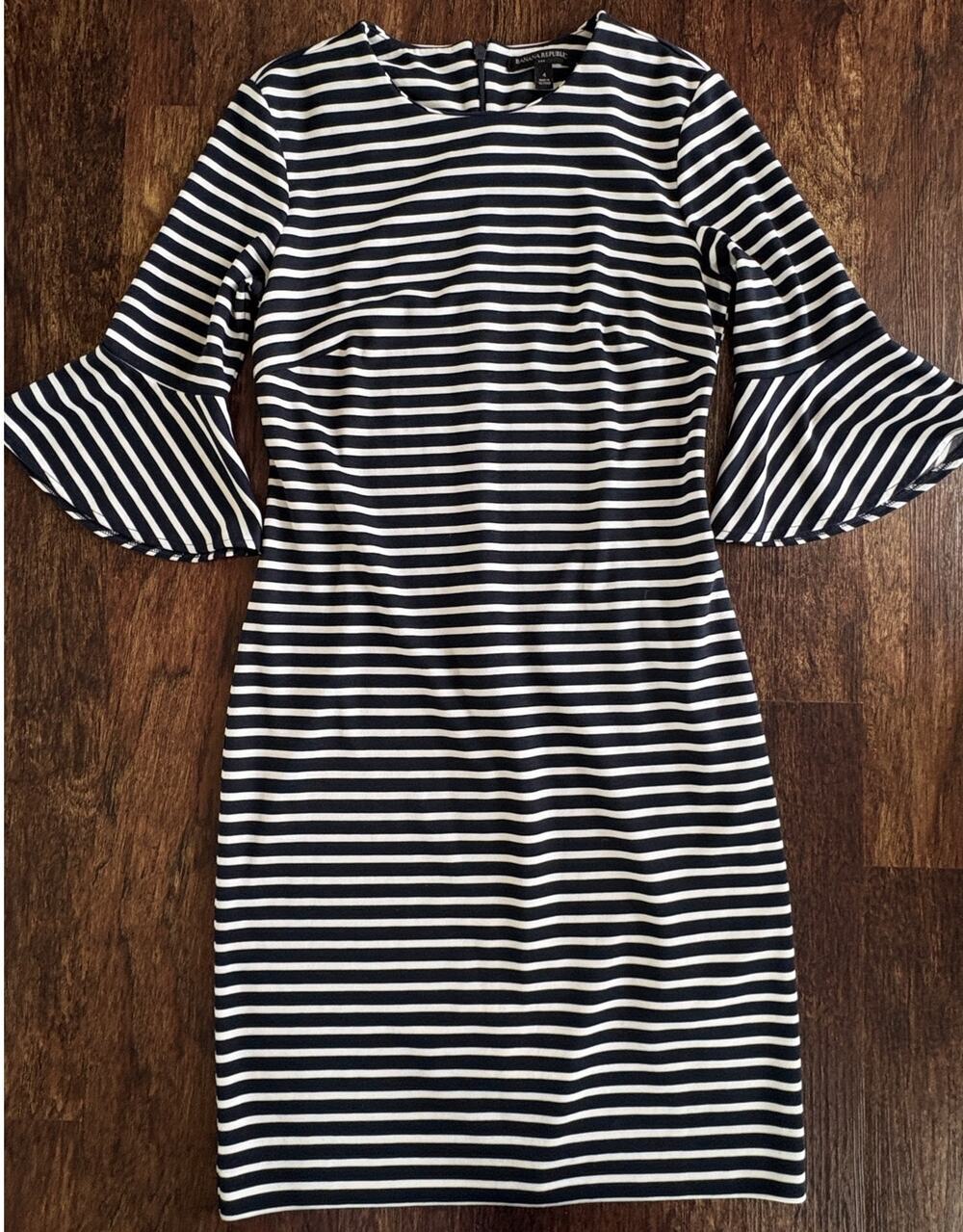 Banana Republic Striped Hooded Mini Dress Navy White Short Sleeve Knit 4